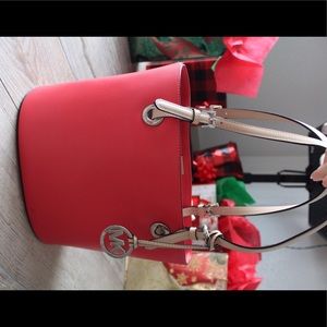 MICHAEL KORS HANDBAG 🌸🌸🌸🌸🌸